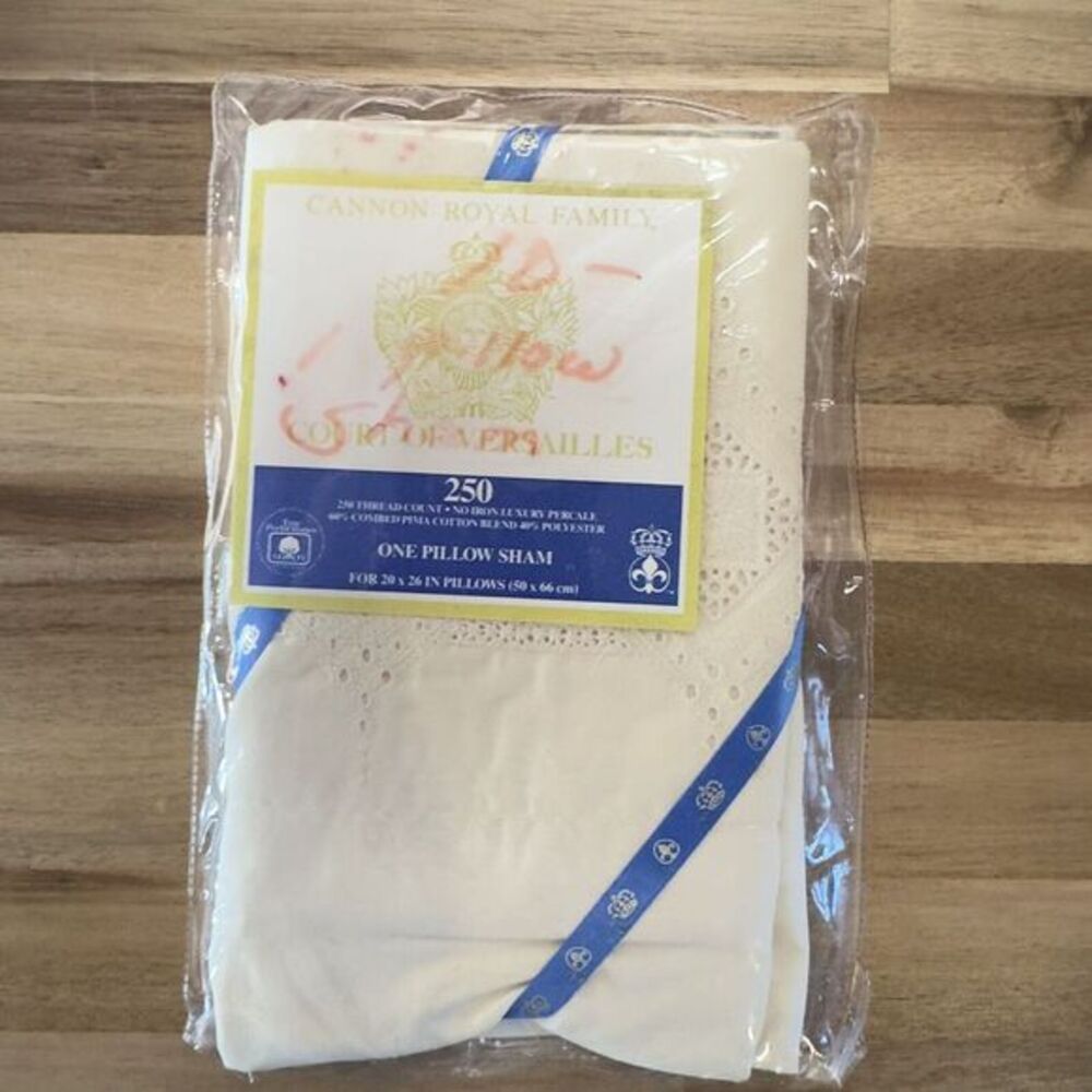 Court Of Versailles Cannon Royal STANDARD Pillow Sham Ivory Embroidered ‎ NOS